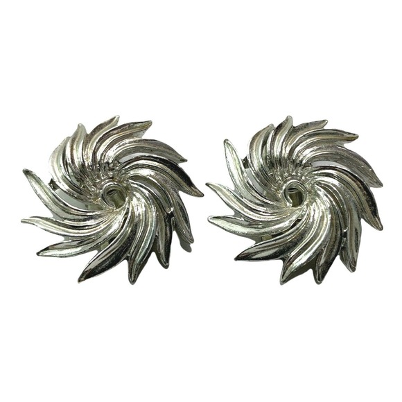Vintage Signed Lisner Clip On Earrings Silver Tone Swirl Round - Picture 1 of 5